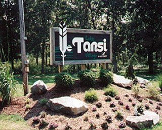 Hiawatha Manor At Lake Tansi Village Exterior photo